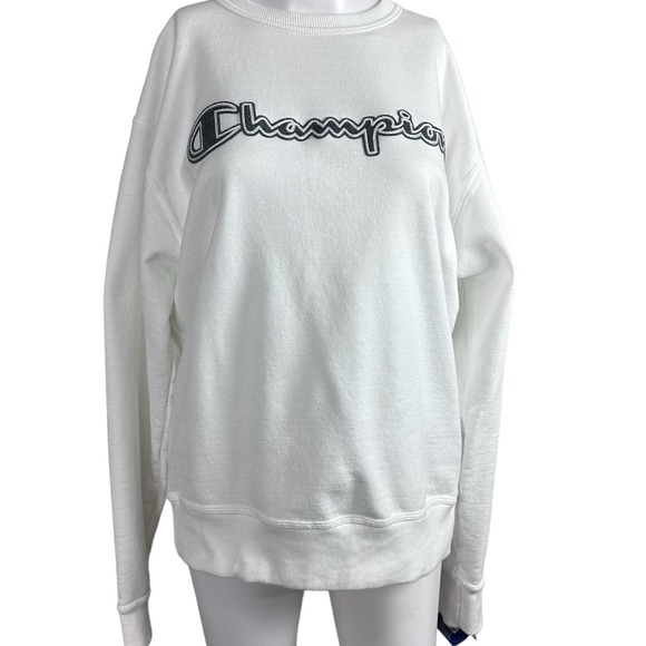 Champion Other - Champion Size Medium White Crew Neck Pull Over Sweater‎